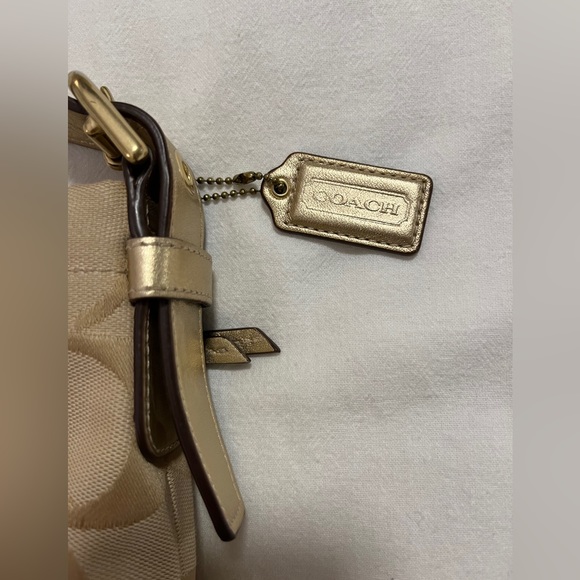 Coach crossbody bag - Picture 3 of 7